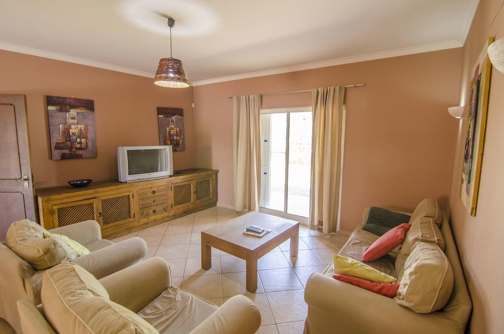 Villa Anita Quarteira Extérieur photo